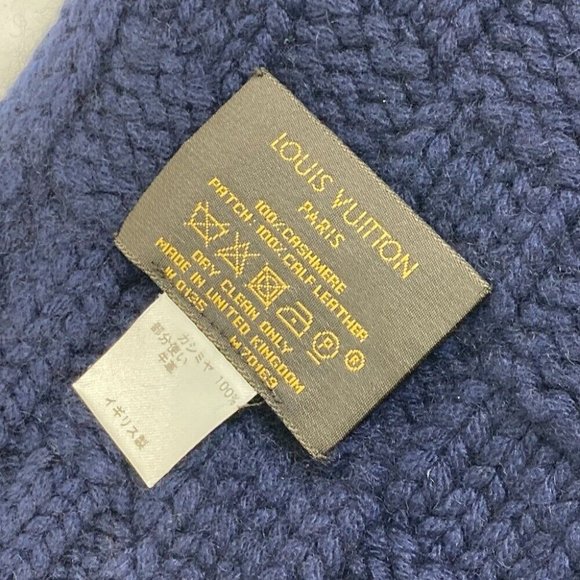 LOUIS VUITTON Damier Echarpes helsinki leather patch tag Scarf - Picture 8 of 8